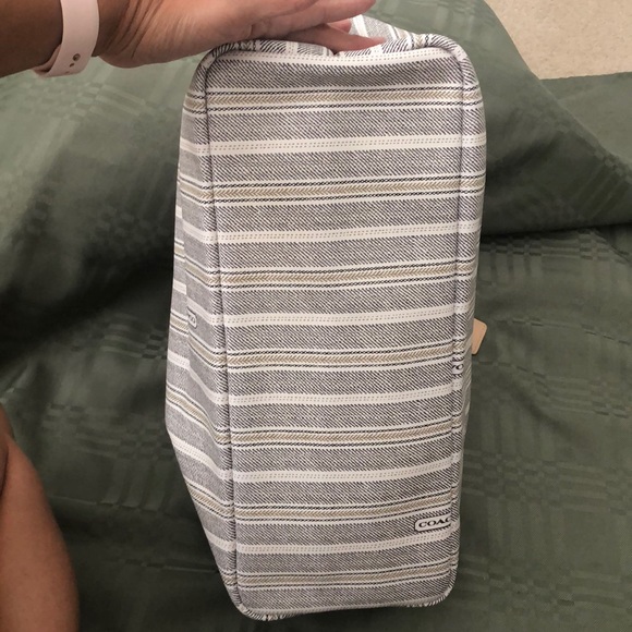 Coach coated cotton tote. - Picture 3 of 7